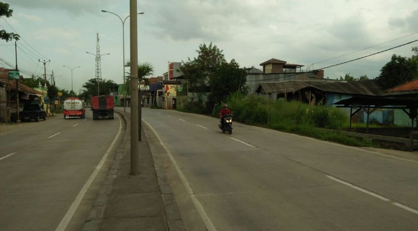 Jalan depan tanah tanjungbaru