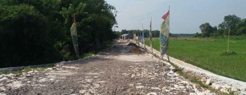 Pembangunan-jalan-Mutiara-Puri-Harmoni-3