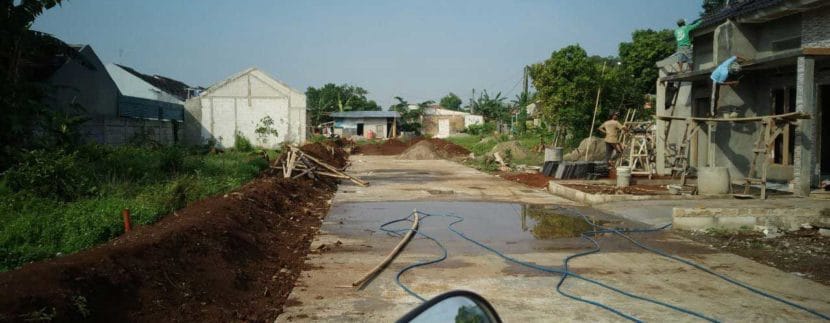 Lebar-jalan-Royal-Tridaya-Residence