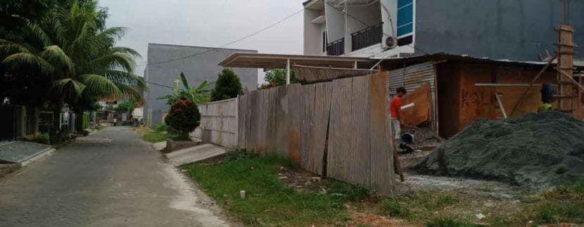 Jalan-depan-Islamic-Village