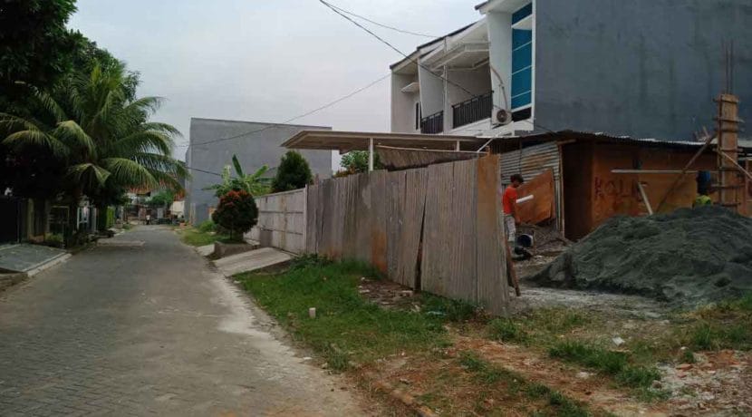 Jalan-depan-Islamic-Village