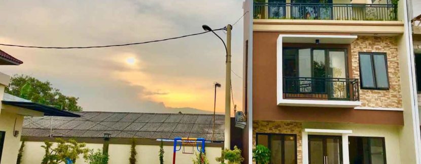 Rumah-contoh-De'Azra-Residence-Jatiasih