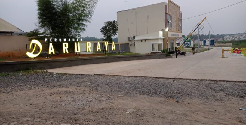 rumah dekat stasiun