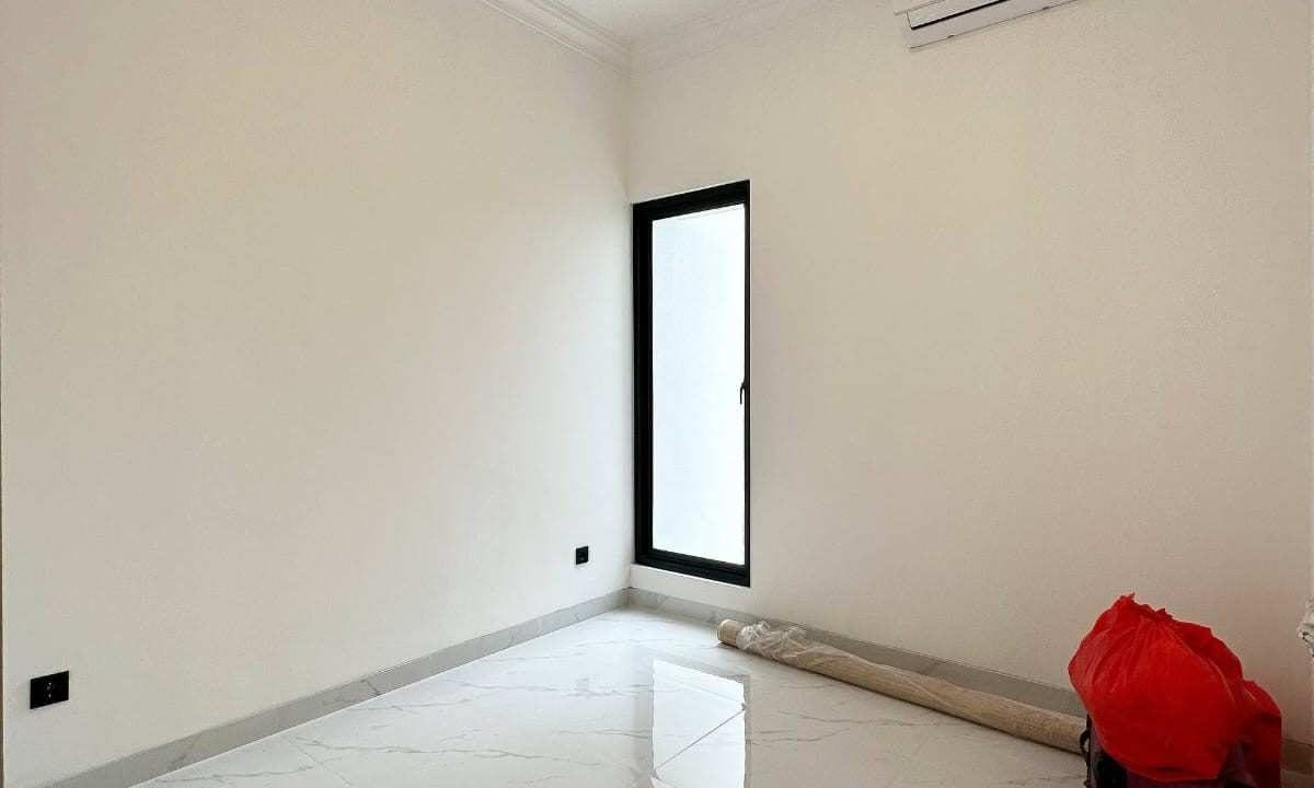 WhatsAppImage2025-11-18at12.59.121