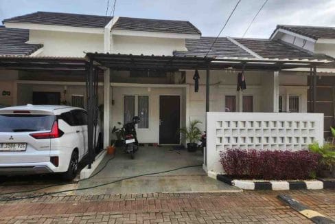 over kredit rumah cluster sheryl